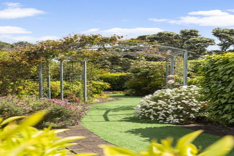 Photo of property in 84 Bramley Drive, Farm Cove, Auckland, 2012