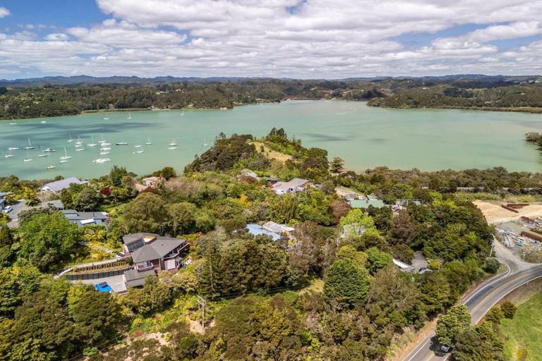 Photo of property in 2 Beaufort Street, Opua, 0200