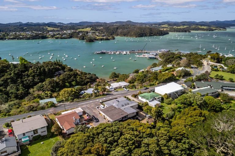 Photo of property in 16 Franklin Street, Opua, 0200