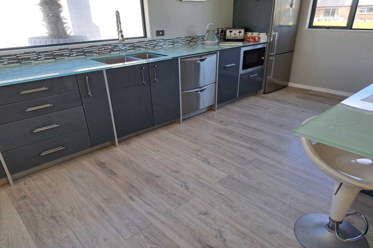 Photo of property in 26a Sunbrae Grove, Mount Maunganui, 3116