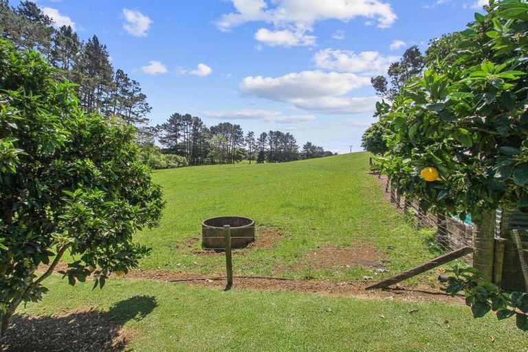 Photo of property in 1304 Glenbrook Road, Glenbrook, Waiuku, 2681