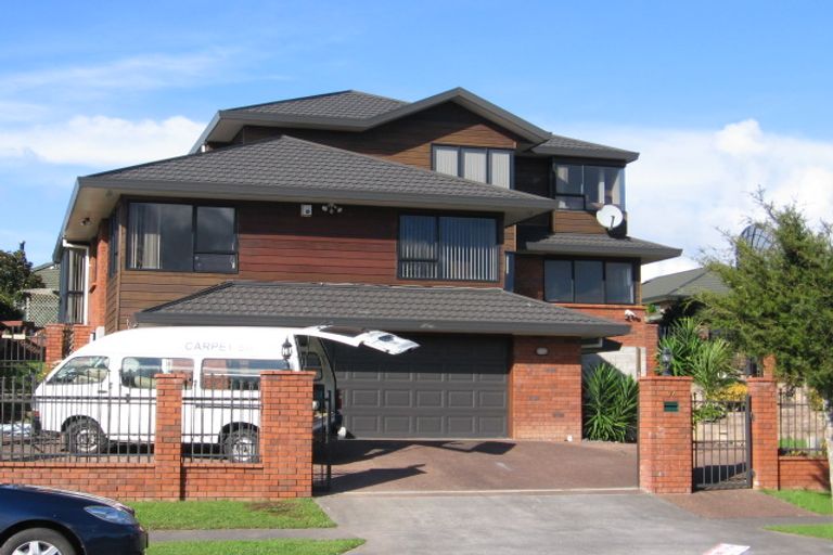 Photo of property in 97 Eugenia Rise, Totara Heights, Auckland, 2105