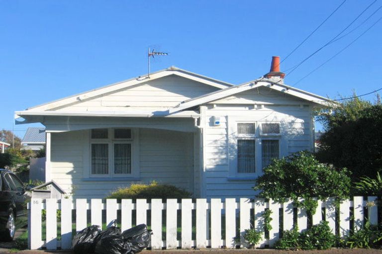 Photo of property in 16 Valentine Street, Alicetown, Lower Hutt, 5010
