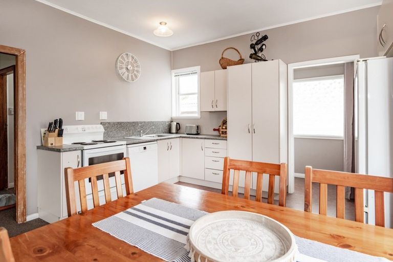 Photo of property in 811 Albert Street, Parkvale, Hastings, 4122