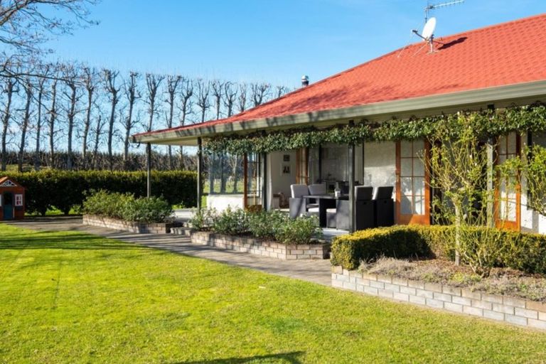 Photo of property in 95 Richmond Road, Clive, Hastings, 4180