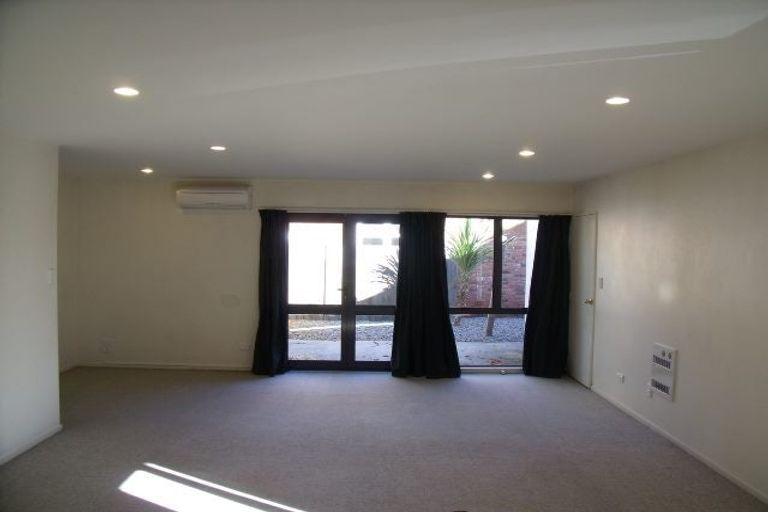 Photo of property in 3/56 London Street, Richmond, Christchurch, 8013