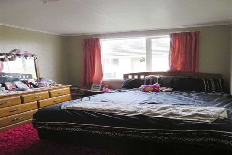 Photo of property in 2 Hamilton Street, East Gore, Gore, 9710