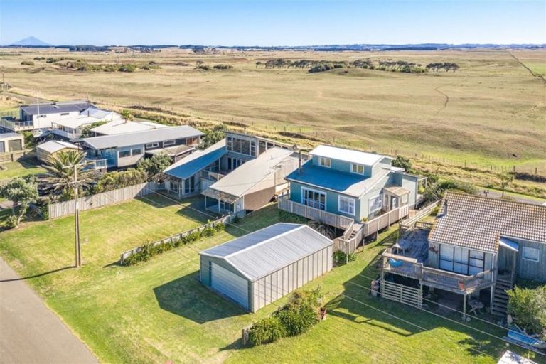 Photo of property in 40 Coleman Avenue, Waverley, 4591