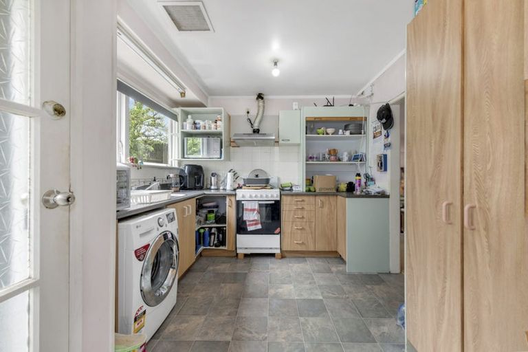 Photo of property in 3 Harford Place, Pakuranga Heights, Auckland, 2010