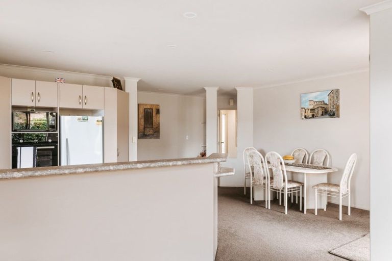 Photo of property in 86 Longview Drive, Papamoa Beach, Papamoa, 3118