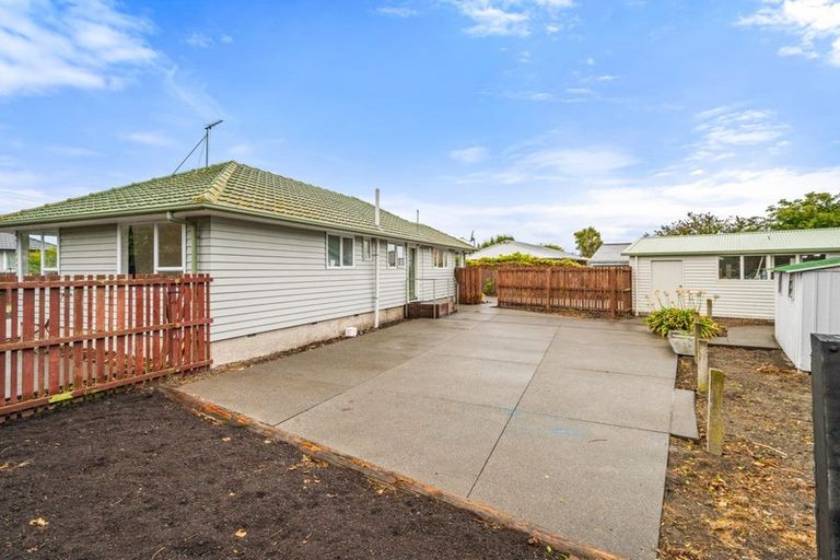 Photo of property in 31 Horton Place, Avondale, Christchurch, 8061