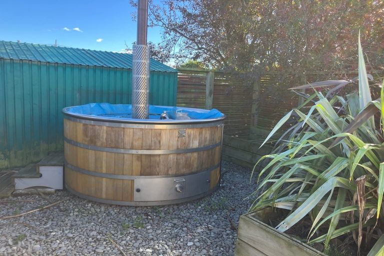 Photo of property in 44 Ajax Street, Milton, 9220