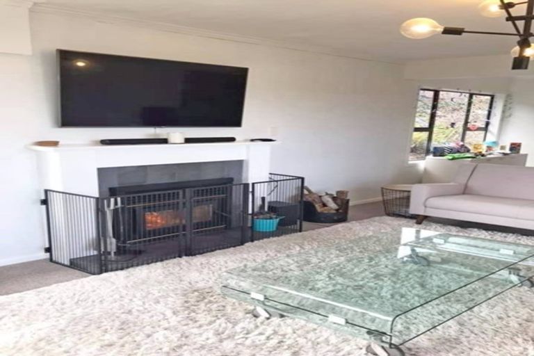 Photo of property in 36 Kiriwai Road, Paremata, Porirua, 5024