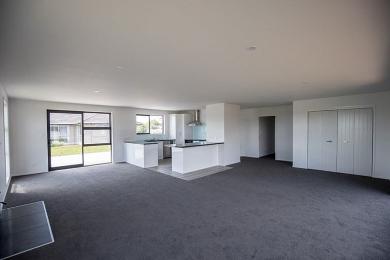 Photo of property in 17 Costello Drive, Ngatea, 3503