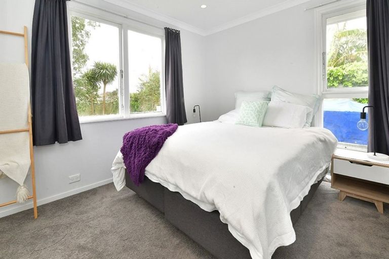 Photo of property in 56 Taurus Crescent, Beach Haven, Auckland, 0626