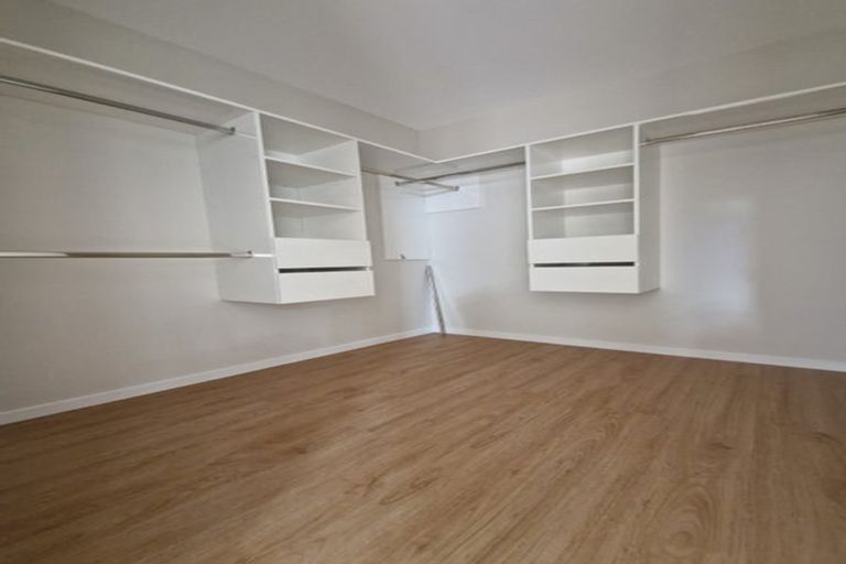 Photo of property in 4d Deep Creek Road, Torbay, Auckland, 0630