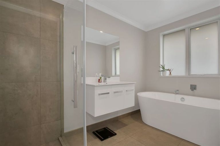 Photo of property in 24 Pegasus Main Street, Pegasus, 7612