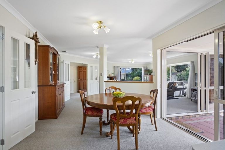 Photo of property in 17 Belmont Rise, Katikati, 3129