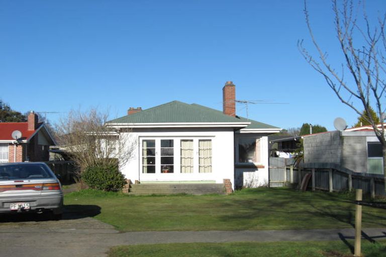 Photo of property in 19 Bourke Street, Windsor, Invercargill, 9810