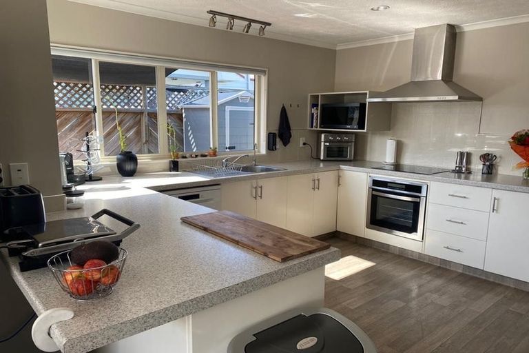 Photo of property in 52a Waterhouse Street, Taradale, Napier, 4112