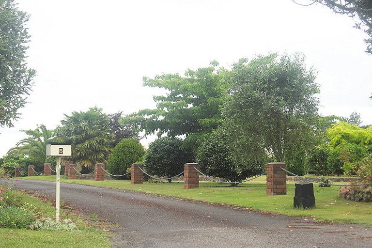 Photo of property in 5 Fairview Place, Te Puke, 3119