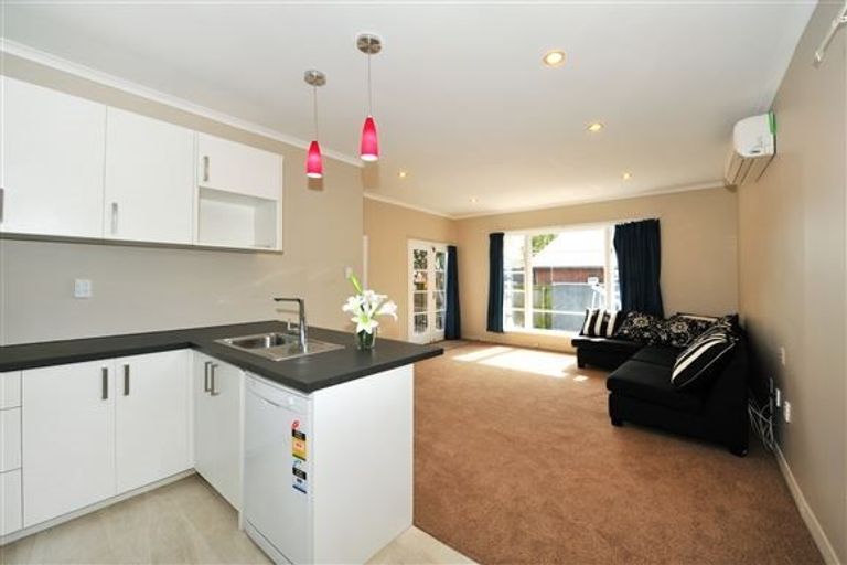 Photo of property in 57 Centennial Avenue, Riccarton, Christchurch, 8041