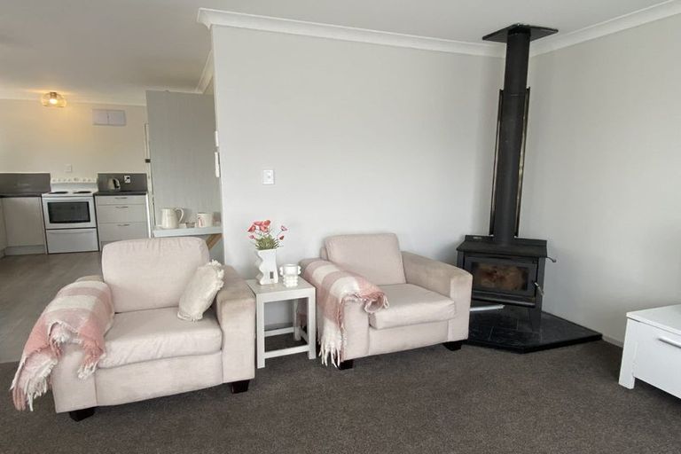 Photo of property in 1/21 Salford Avenue, Redwood, Christchurch, 8051