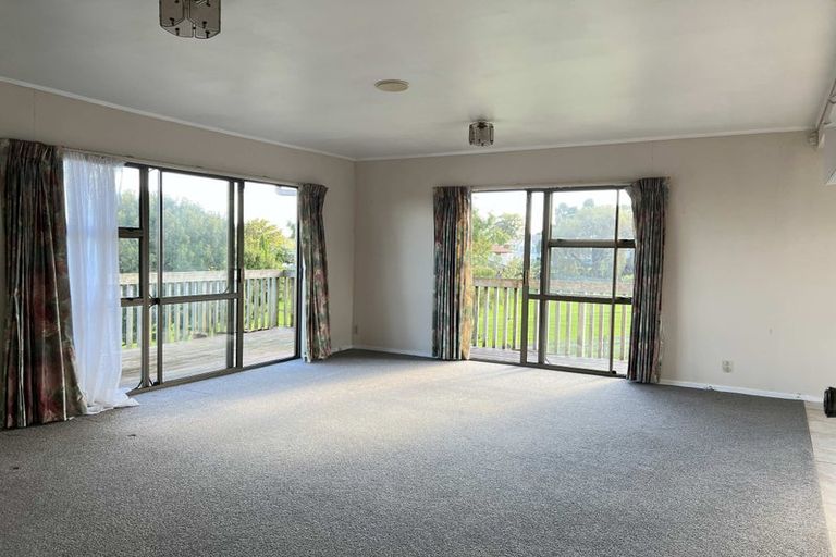 Photo of property in 31 Marendellas Drive, Bucklands Beach, Auckland, 2014