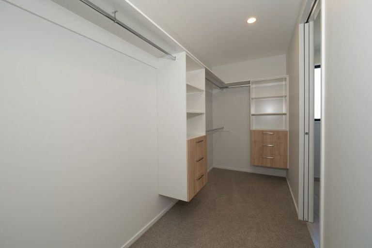 Photo of property in 14 Village Green Drive, Huntingdon, 7774