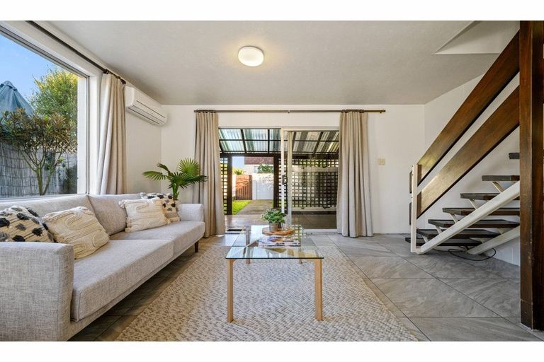 Photo of property in 5/36a Harman Street, Addington, Christchurch, 8024