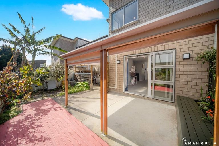 Photo of property in 4 Sunshine Boulevard, Sunnyvale, Auckland, 0612