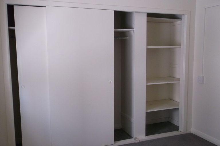 Photo of property in 6 Maratahu Street, Westown, New Plymouth, 4310