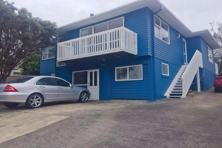 Photo of property in 7 Ellesmere Crescent, Pakuranga Heights, Auckland, 2010