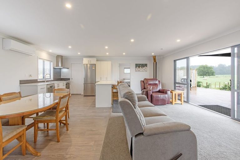 Photo of property in 710 Maharakeke Road, Hatuma, Waipukurau, 4281