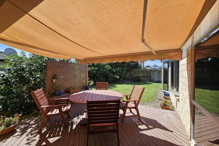 Photo of property in 15 Oreti Crescent, Papamoa Beach, Papamoa, 3118
