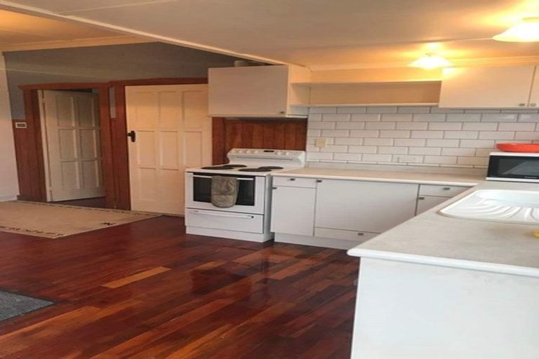 Photo of property in 11 Runciman Road, Pukekohe East, Pukekohe, 2677