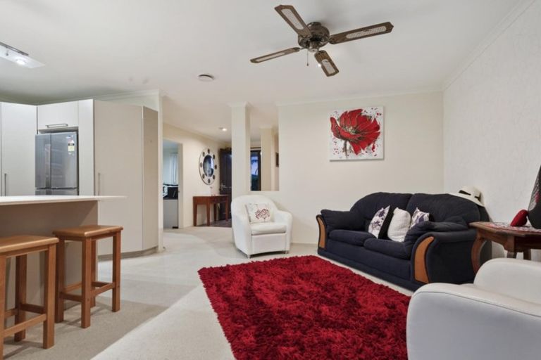 Photo of property in 120 Longview Drive, Papamoa Beach, Papamoa, 3118