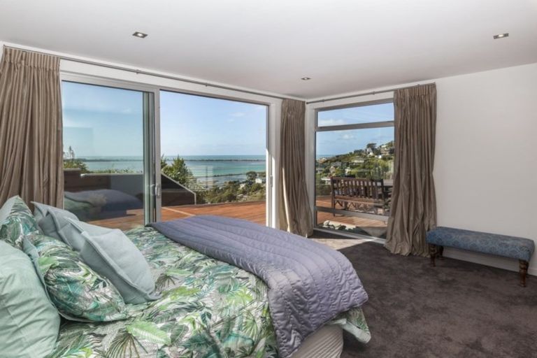 Photo of property in 101 Mount Pleasant Road, Mount Pleasant, Christchurch, 8081