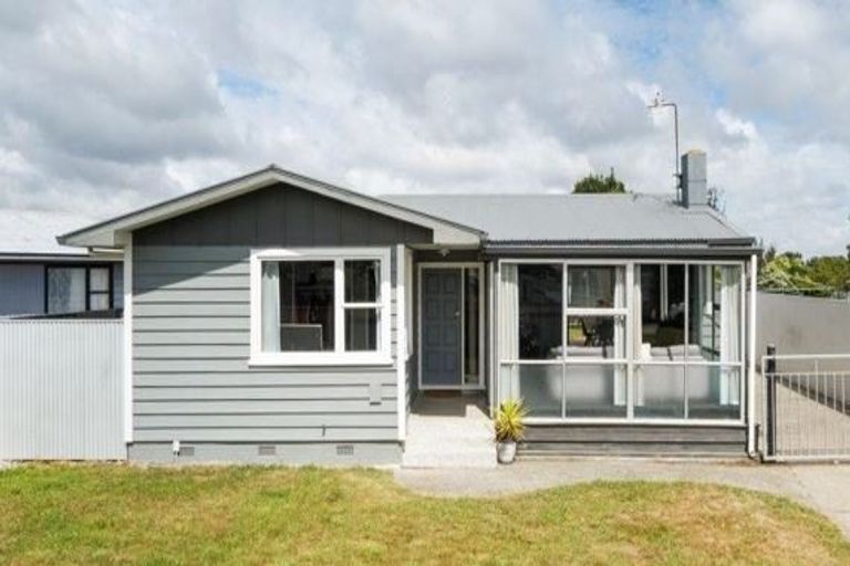 Photo of property in 30 Anakiwa Street, Kelvin Grove, Palmerston North, 4414