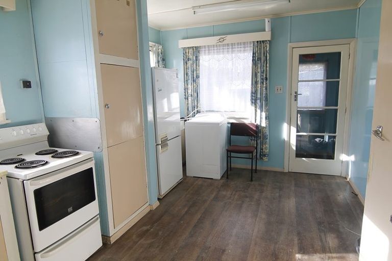 Photo of property in 6 Christian Street, Bryndwr, Christchurch, 8053