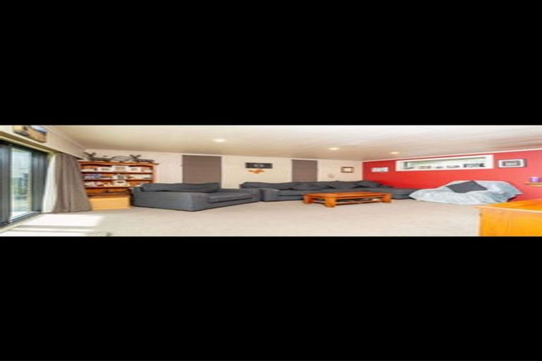 Photo of property in 15 Cross Street, Milton, 9220