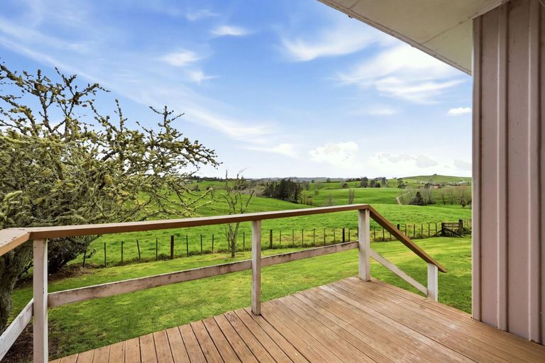 Photo of property in 2 Kelgary Place, Wellsford, 0900