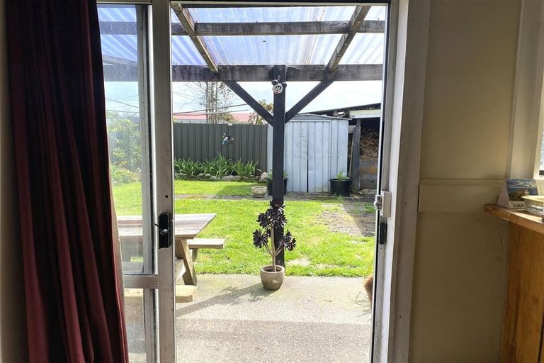 Photo of property in 102 Alexander Street, Greymouth, 7805