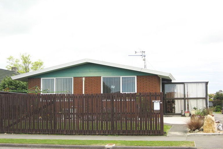 Photo of property in 15a Kinley Street, Rangiora, 7400