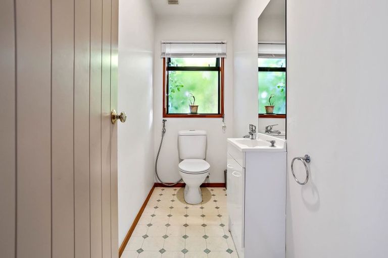 Photo of property in 19 Vaucluse Drive, Nukuhau, Taupo, 3330