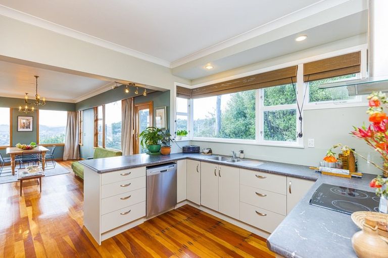 Photo of property in 4 Shakespeare Road, Bastia Hill, Whanganui, 4500