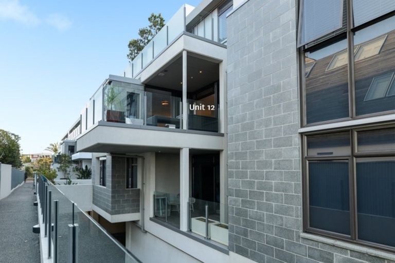 Photo of property in Vivaldi Apartments, 12/48 Marine Parade, Mount Maunganui, 3116