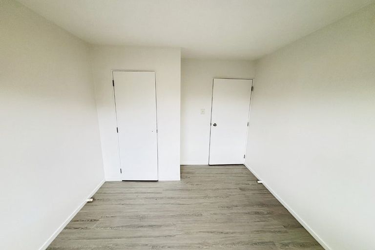 Photo of property in 21 Robertson Road, Favona, Auckland, 2024