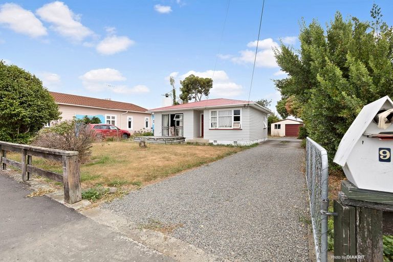 Photo of property in 9 Costley Street, Carterton, 5713