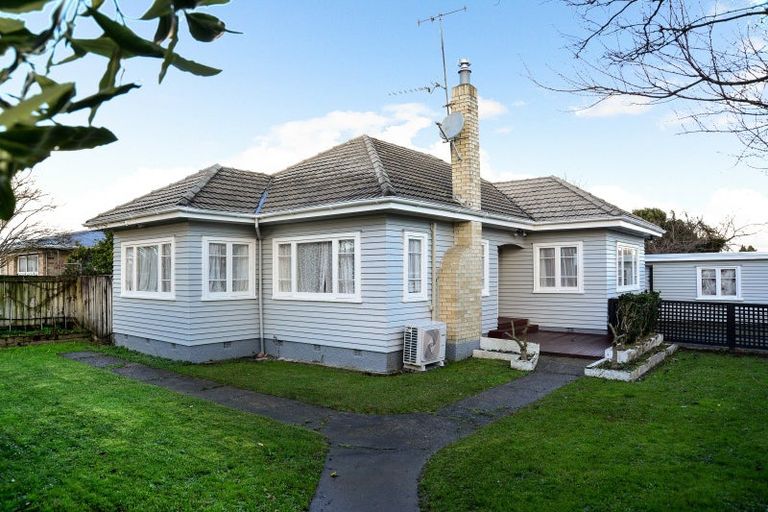 Photo of property in 24 Normandy Avenue, Melville, Hamilton, 3206